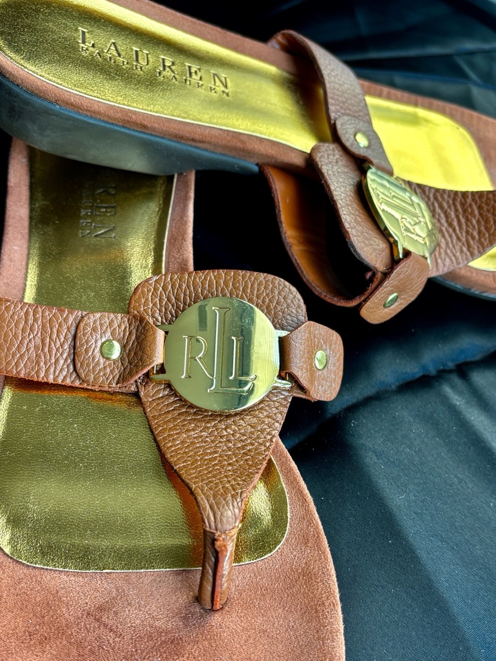 RALPH LAUREN Brown Leather Logo Thong Sandals with Gold Accents - Picture 8 of 9